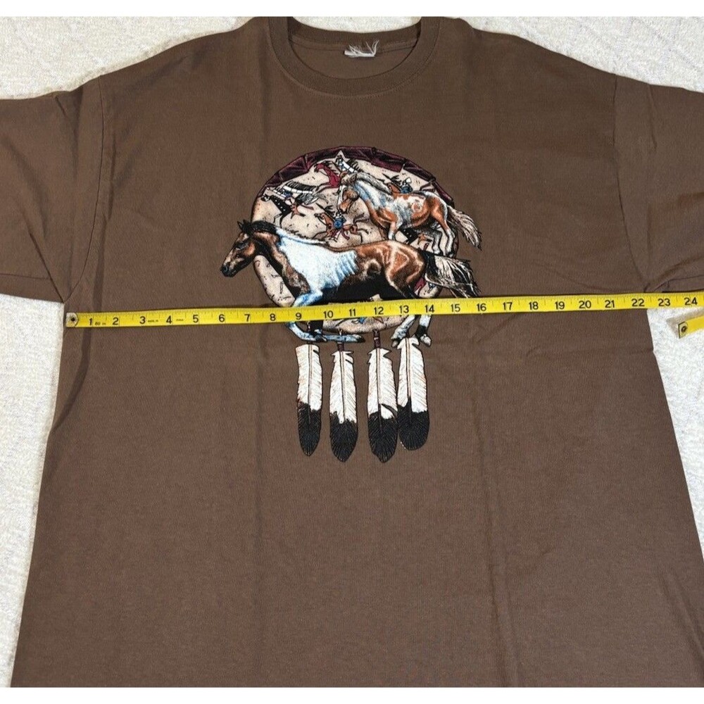 Vintage Native American Warriors Horse Riding Dream catcher Graphic Brown Tee L - Picture 8 of 9